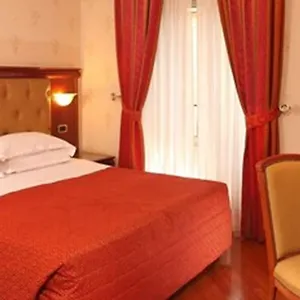 Serena Srl Отель